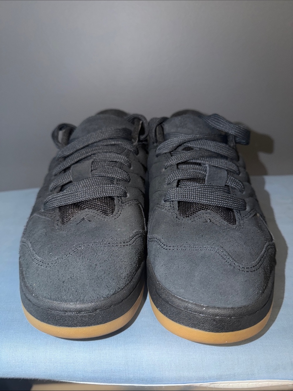 Jordan Sessions Mens Black Suede Sneakers with Gum Sole Mens Size 13 - Picture 2 of 9